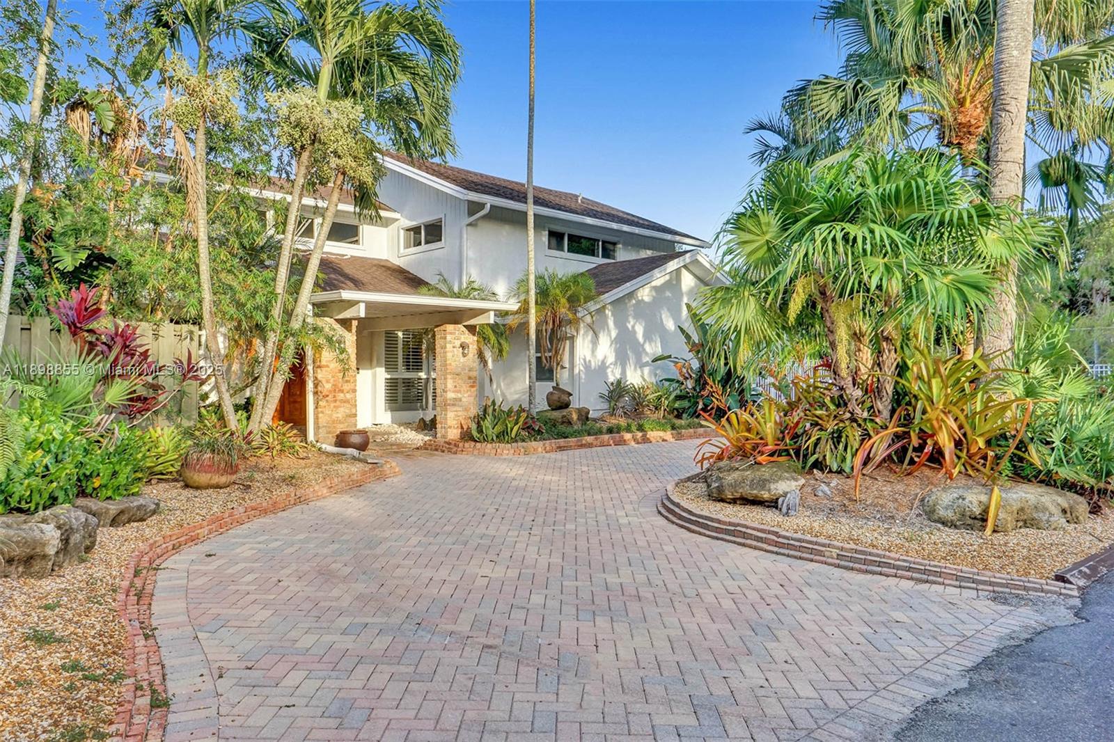 RIVER LANDS - Residential Lease