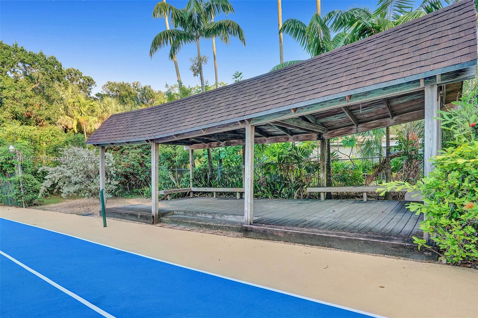 RIVER LANDS - Residential Lease