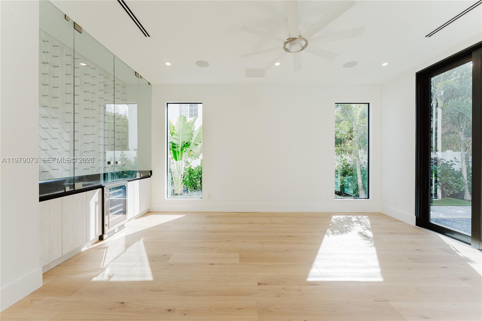 BOCA VILLAS SEC B - Residential Lease