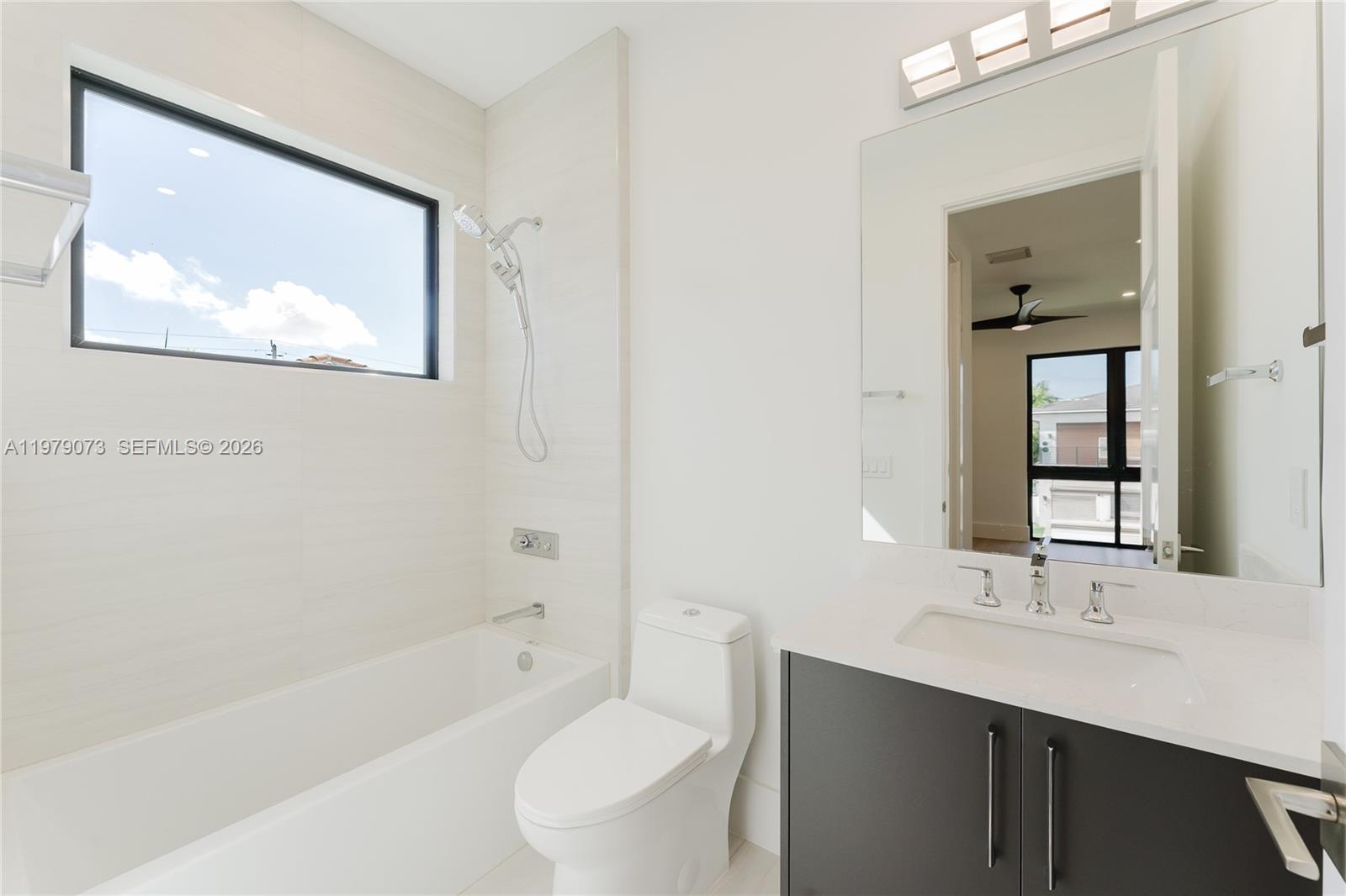 BOCA VILLAS SEC B - Residential Lease