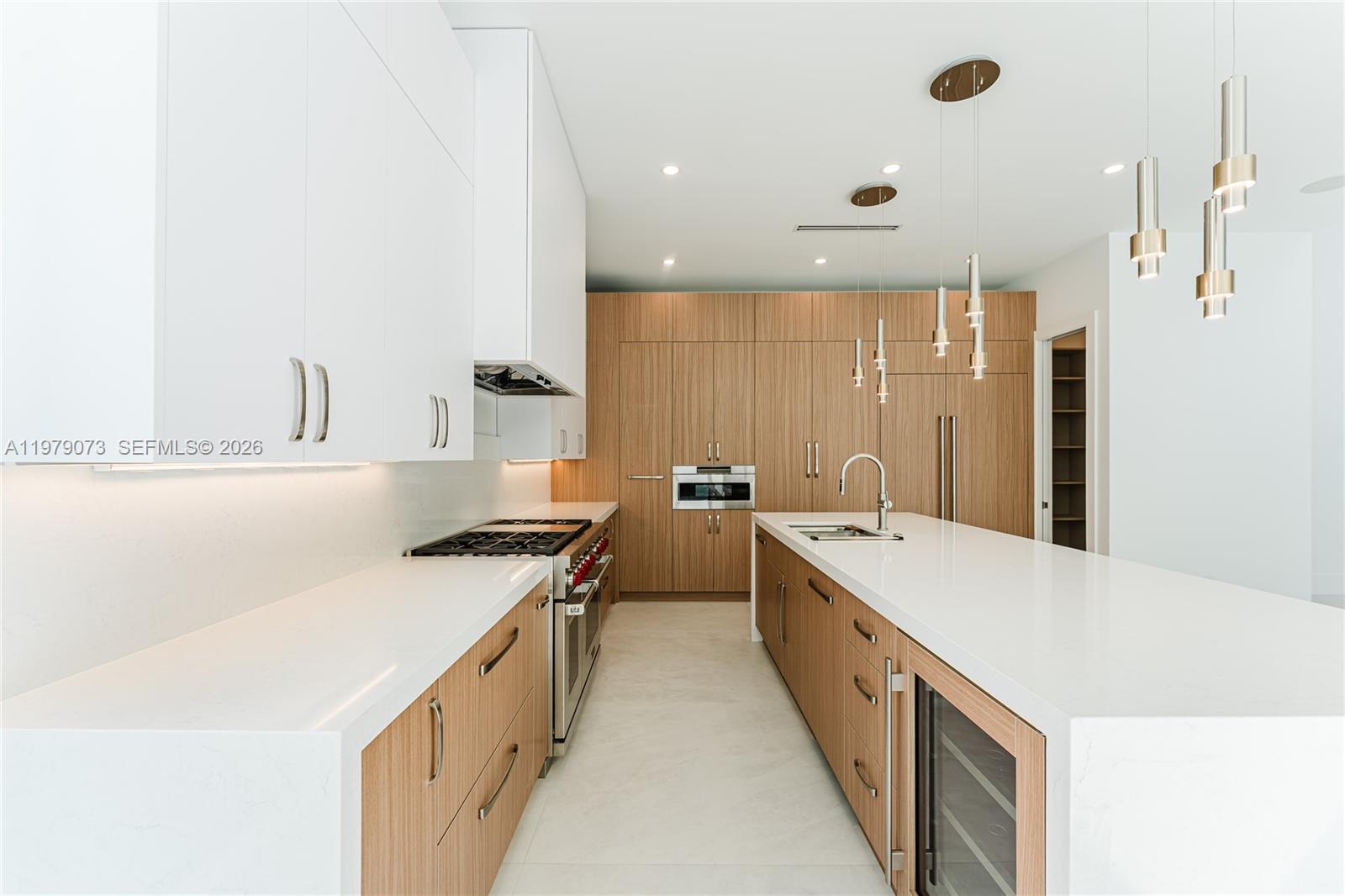 BOCA VILLAS SEC B - Residential Lease