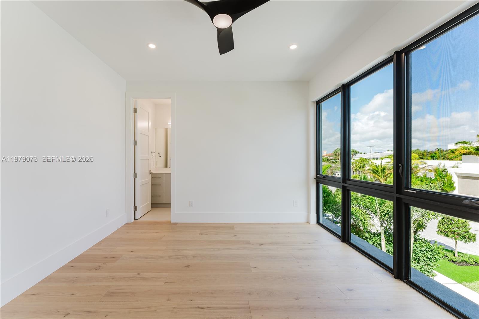 BOCA VILLAS SEC B - Residential Lease