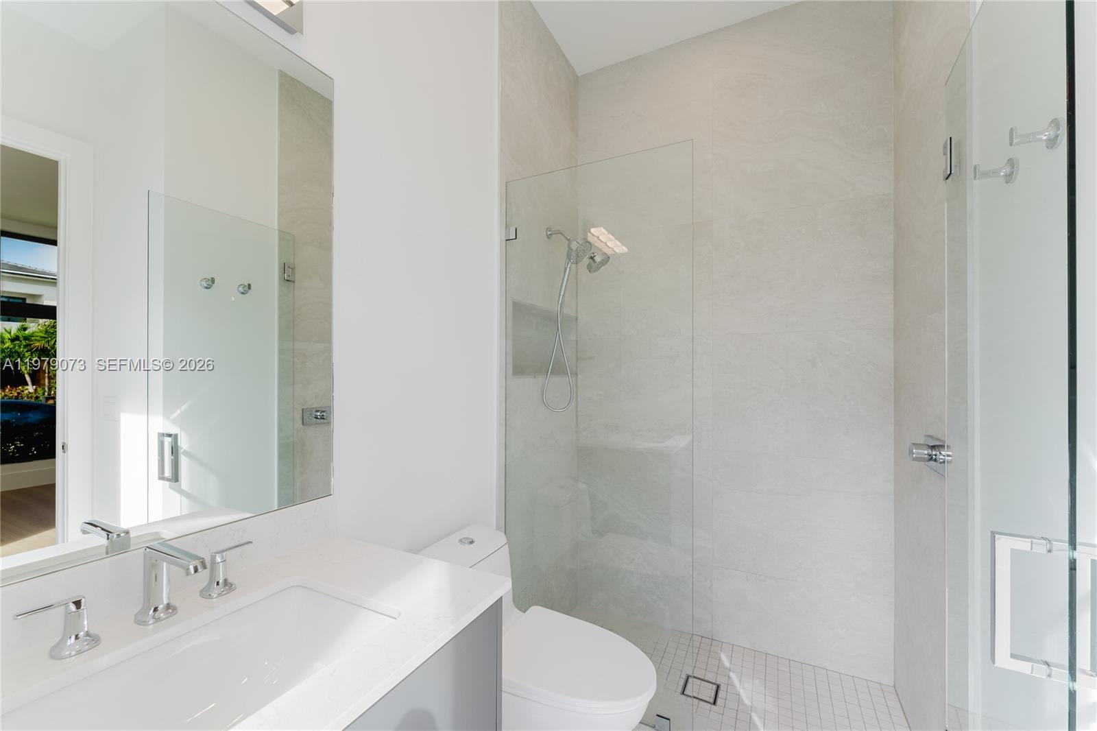 BOCA VILLAS SEC B - Residential Lease