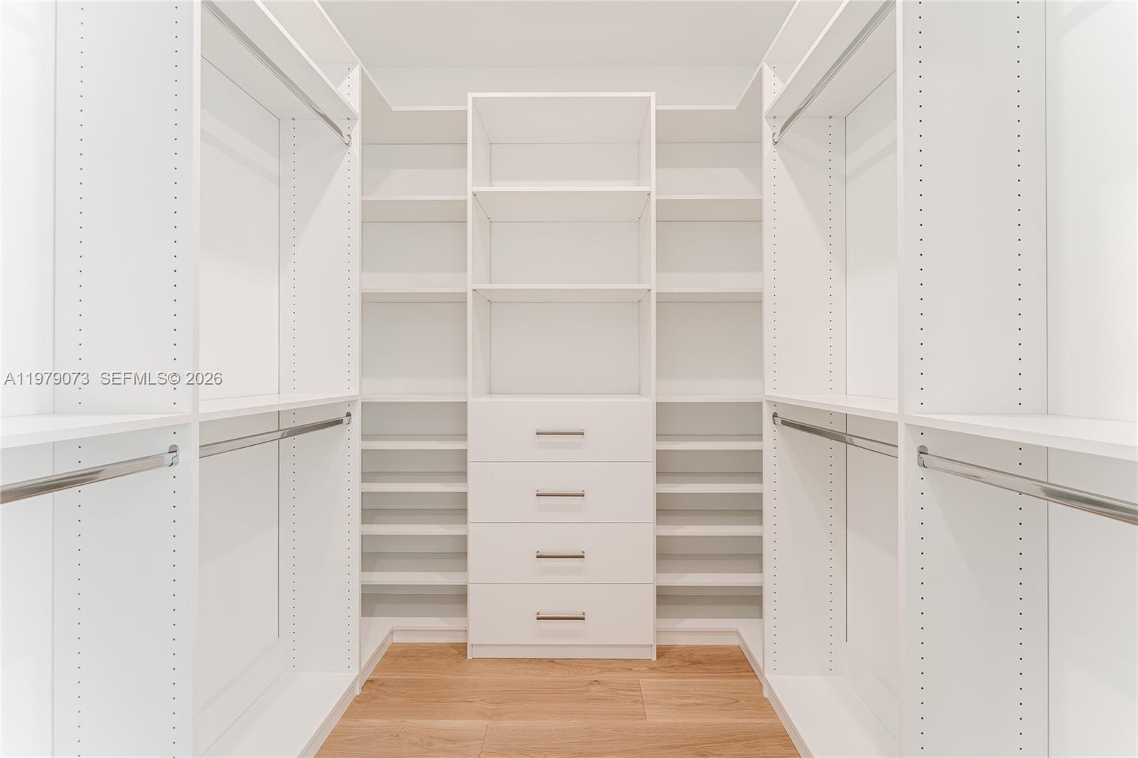 BOCA VILLAS SEC B - Residential Lease