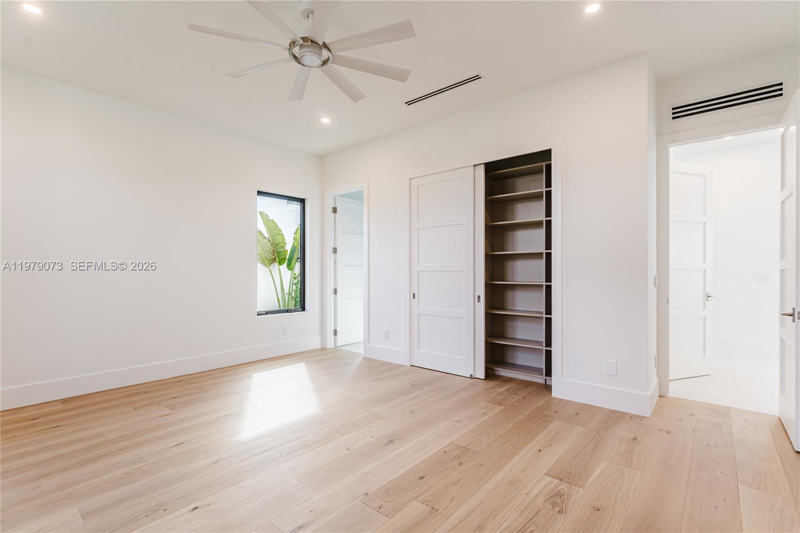 BOCA VILLAS SEC B - Residential Lease