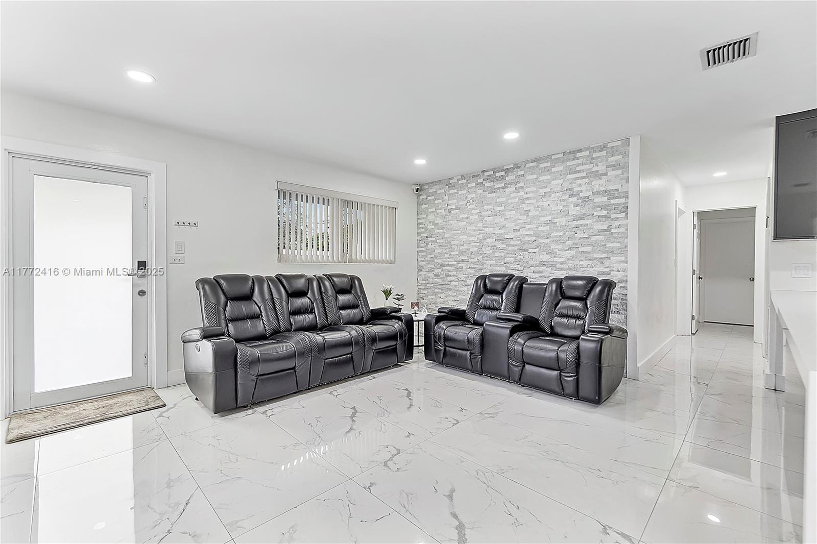 BOULEVARD HEIGHTS SEC 5 - Residential