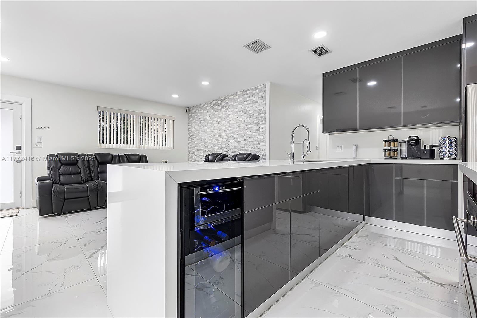 BOULEVARD HEIGHTS SEC 5 - Residential