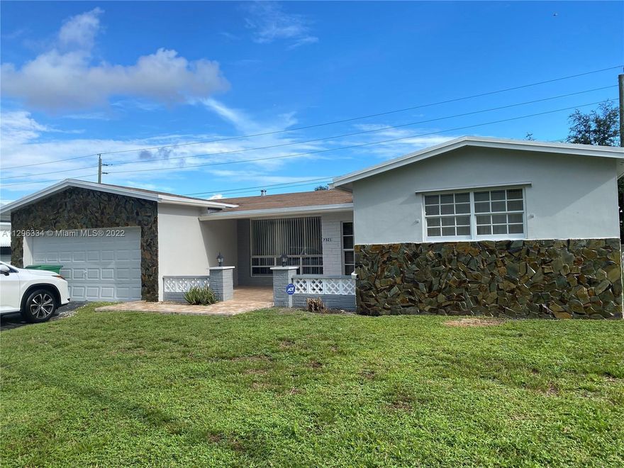 Look no further, this home featuring 3 bedrooms and 2 bath with a large yard and pool in a Prime location close to  Miramar Parkway, Hard Rock stadium, Shopping and restaurants. No association, nice size kitchen, laundry with washer and dryer. Hurry, this opportunity will not last.  Garage area is presently rented with another tenant the main house is the one we are renting at this time.  Please call today for private showing.