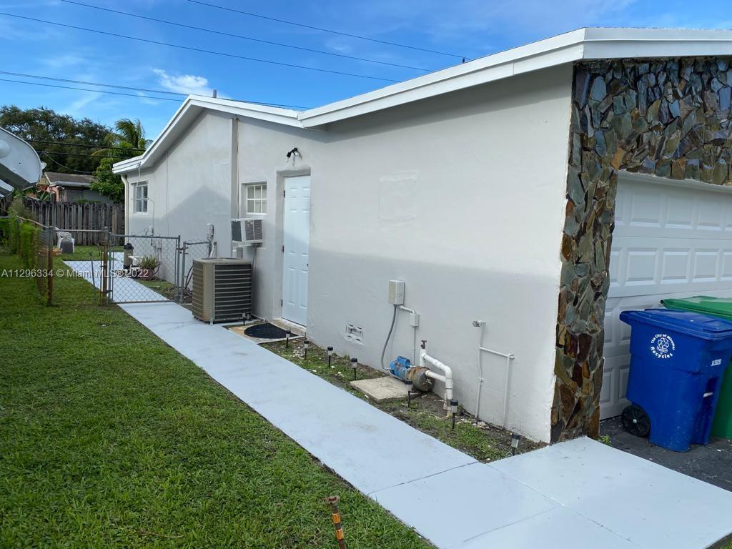 MIRAMAR PARK FOURTH ADD - Residential Lease