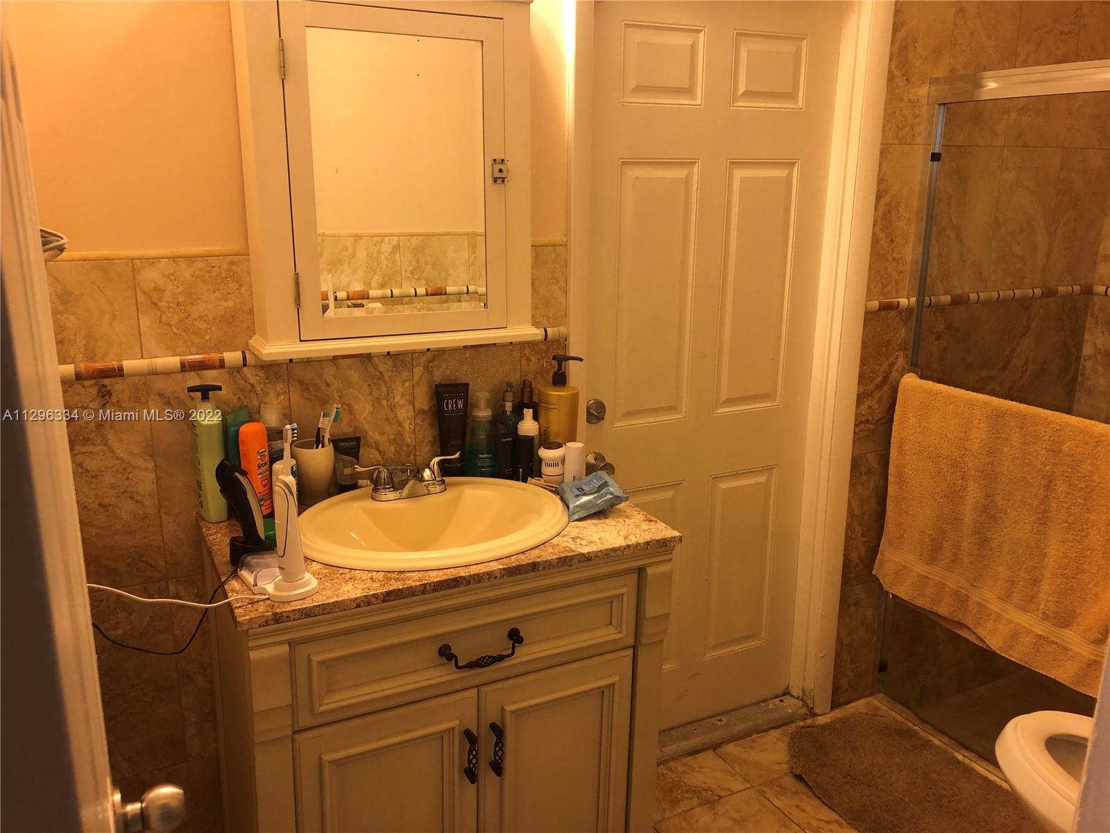 MIRAMAR PARK FOURTH ADD - Residential Lease