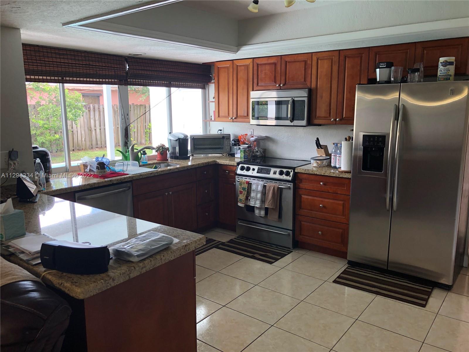 MIRAMAR PARK FOURTH ADD - Residential Lease