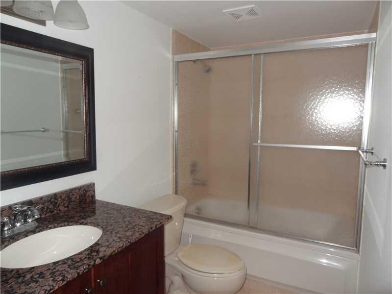 RACQUET CLUB AT BONAVENTU - Residential Lease