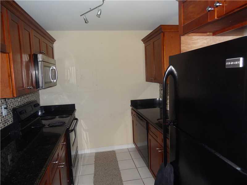 RACQUET CLUB AT BONAVENTU - Residential Lease