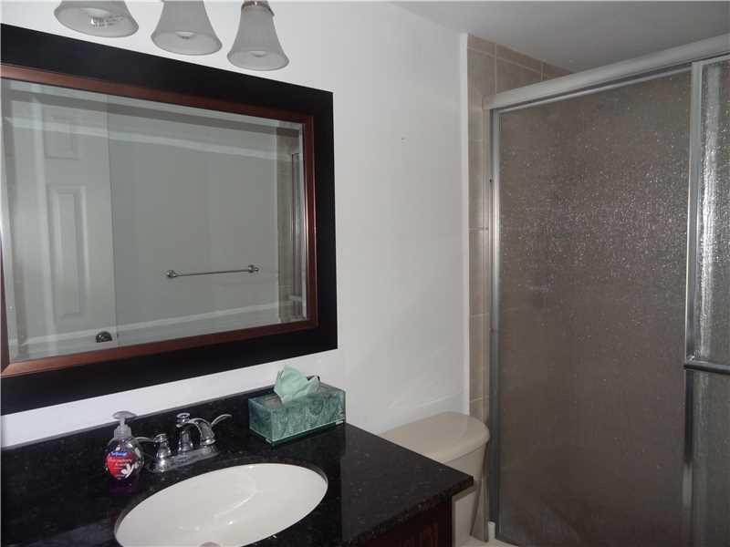 RACQUET CLUB AT BONAVENTU - Residential Lease