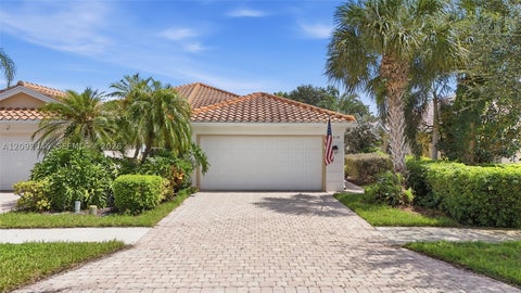 5618 Eleuthera Way Naples FL 34119