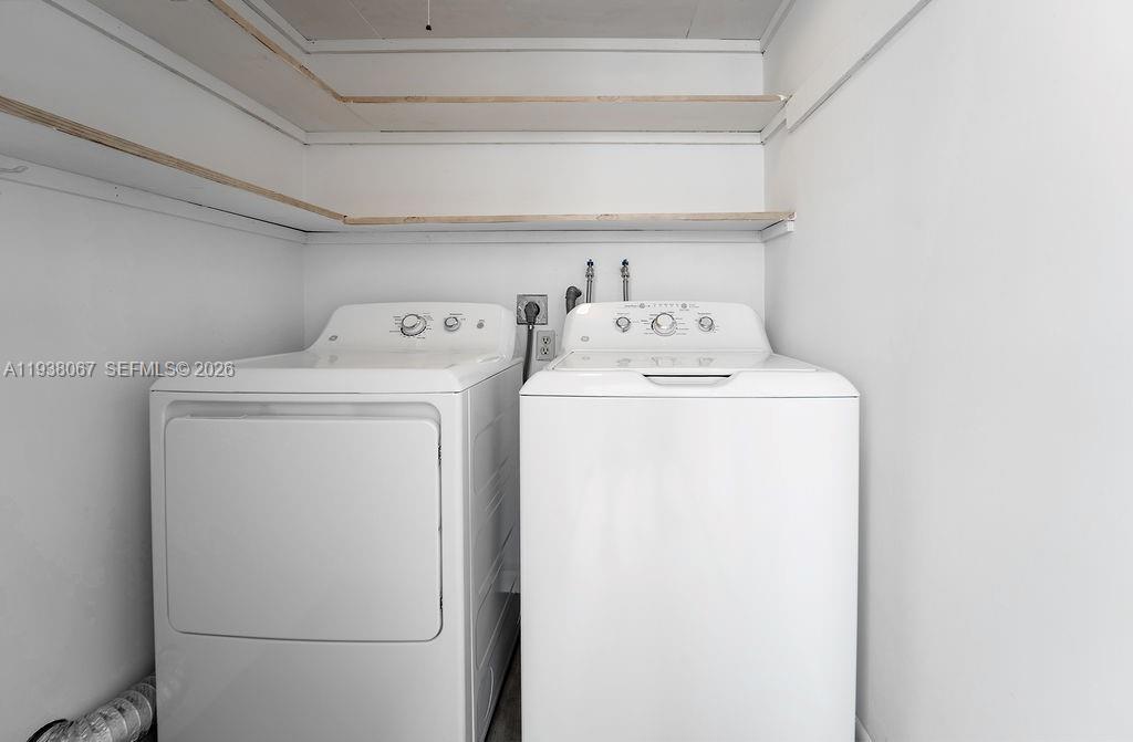 KINGS POINT NORMANDY COND - Residential