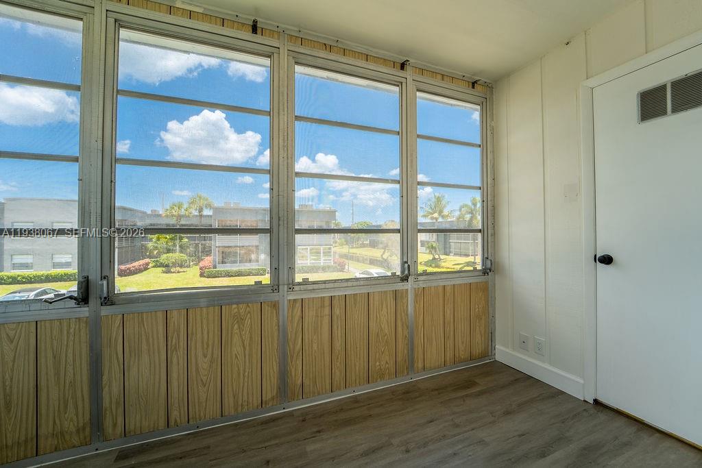 KINGS POINT NORMANDY COND - Residential