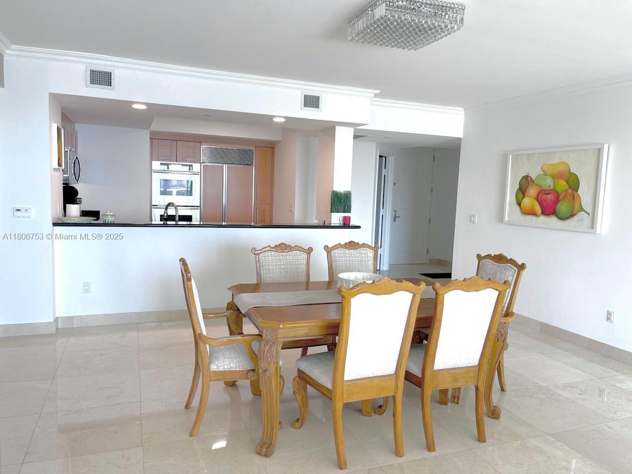 THE PENINSULA II - Residential