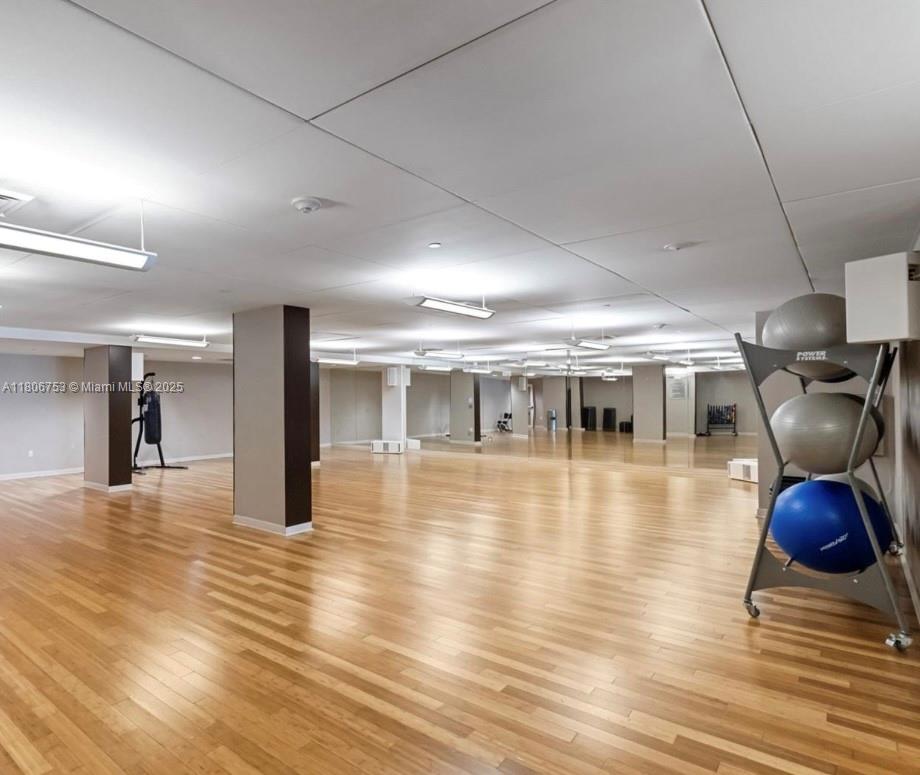 THE PENINSULA II - Residential