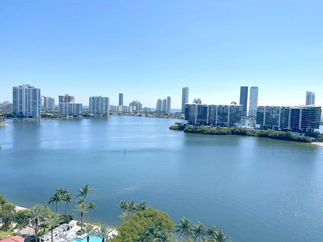 THE PENINSULA II - Residential