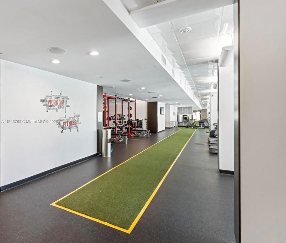 THE PENINSULA II - Residential