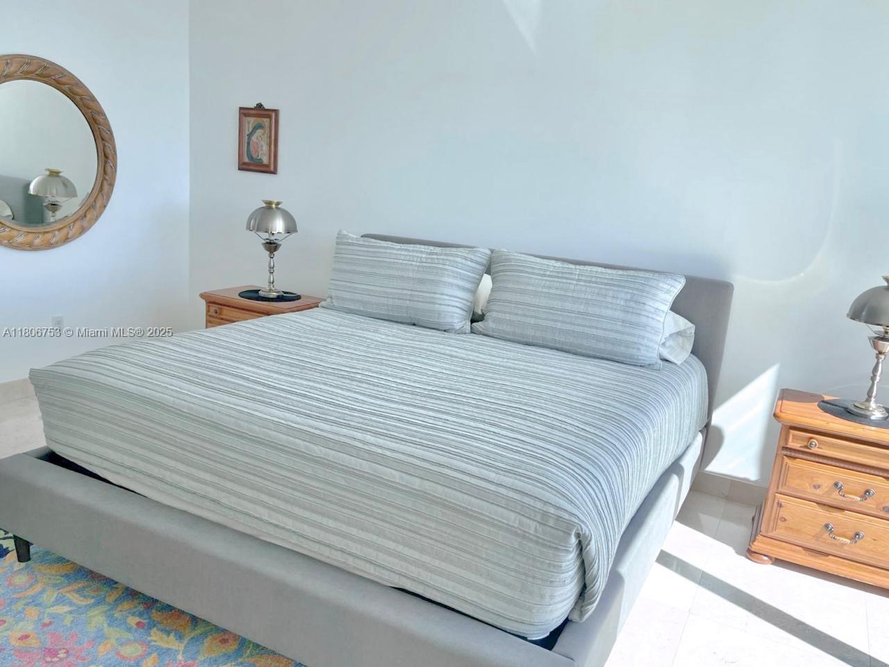 THE PENINSULA II - Residential