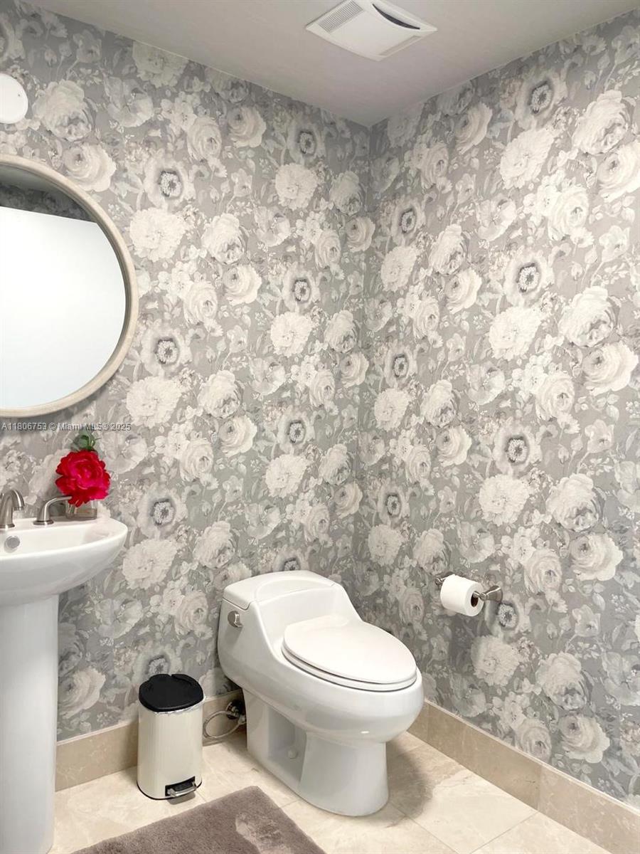 THE PENINSULA II - Residential