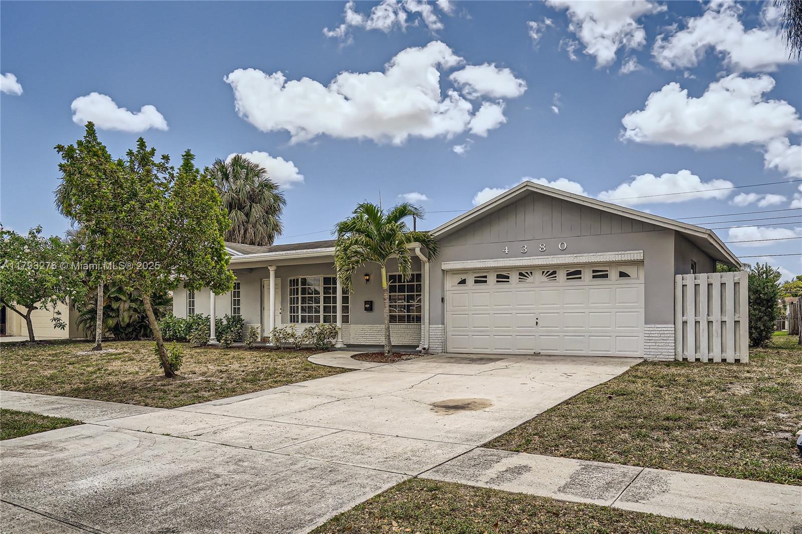 4380 NW 4th Ct