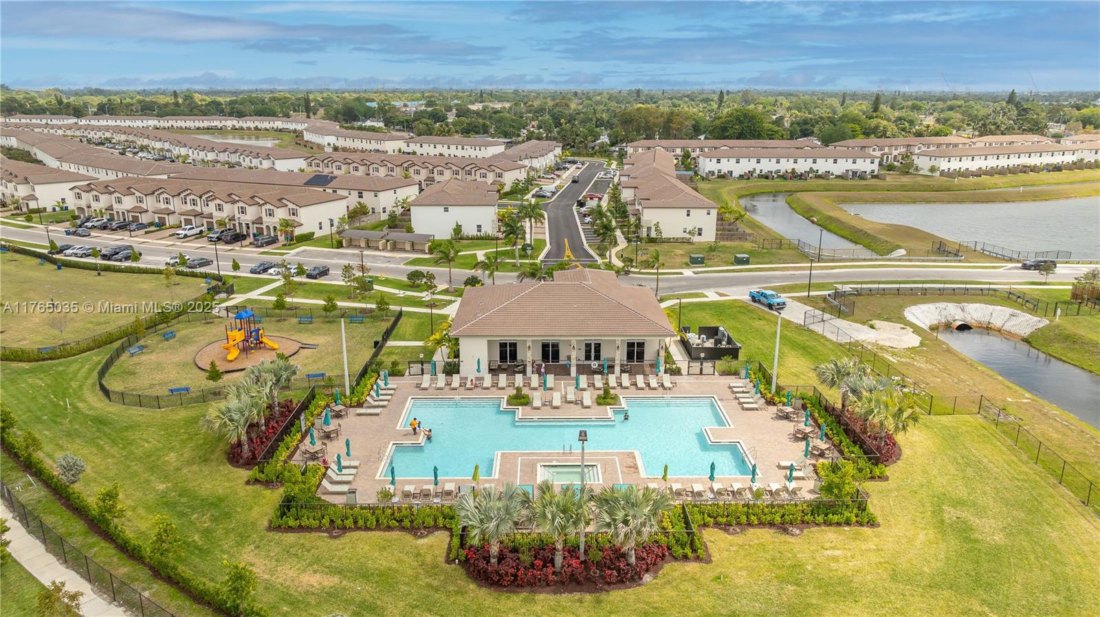 GOLF PARK SEC 1 - Residential