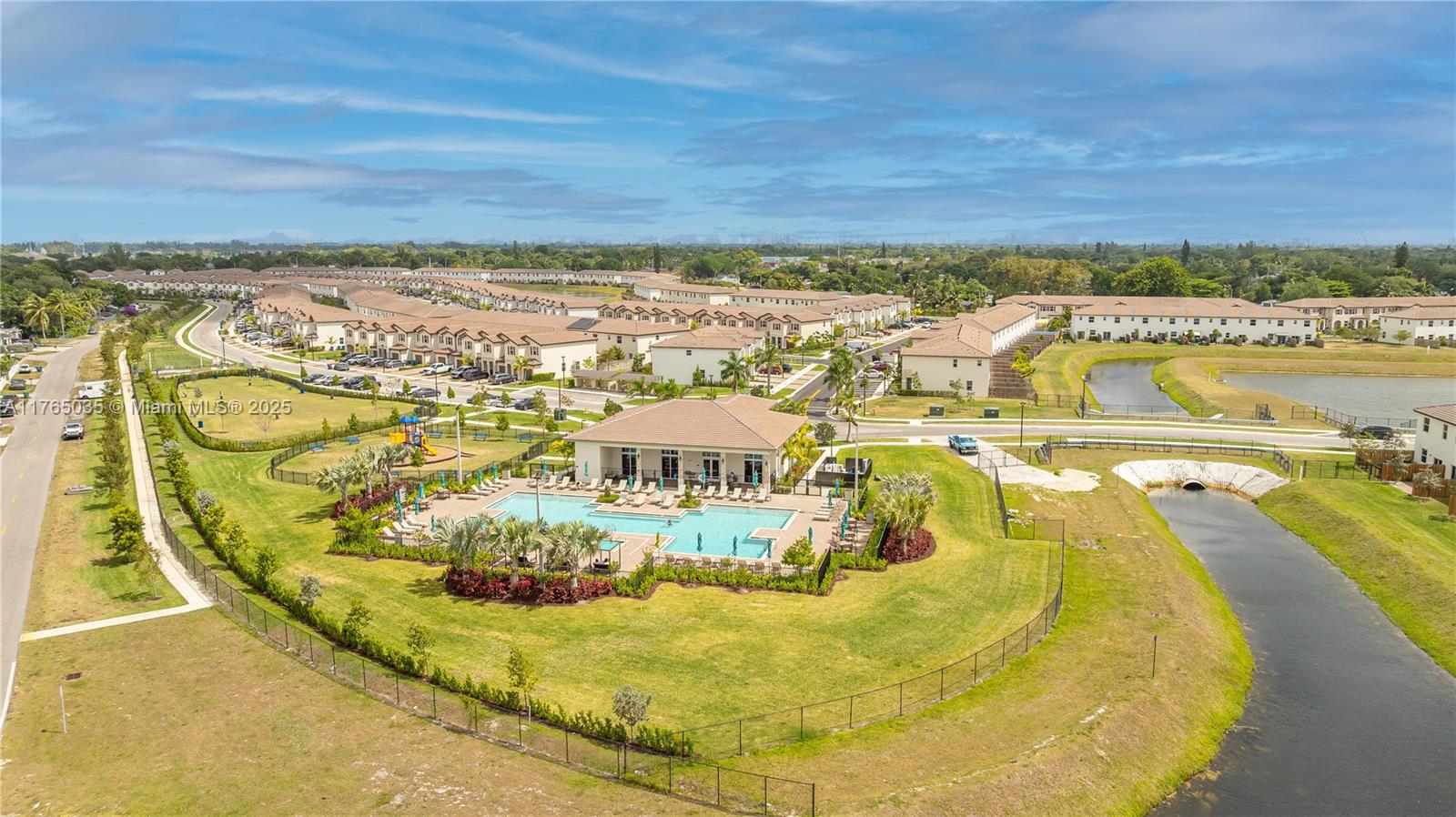 GOLF PARK SEC 1 - Residential
