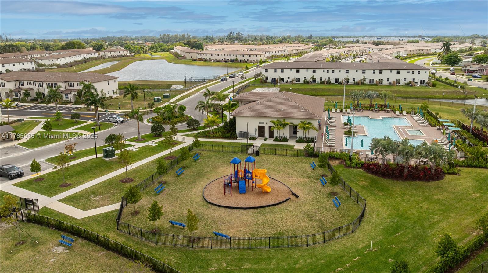 GOLF PARK SEC 1 - Residential