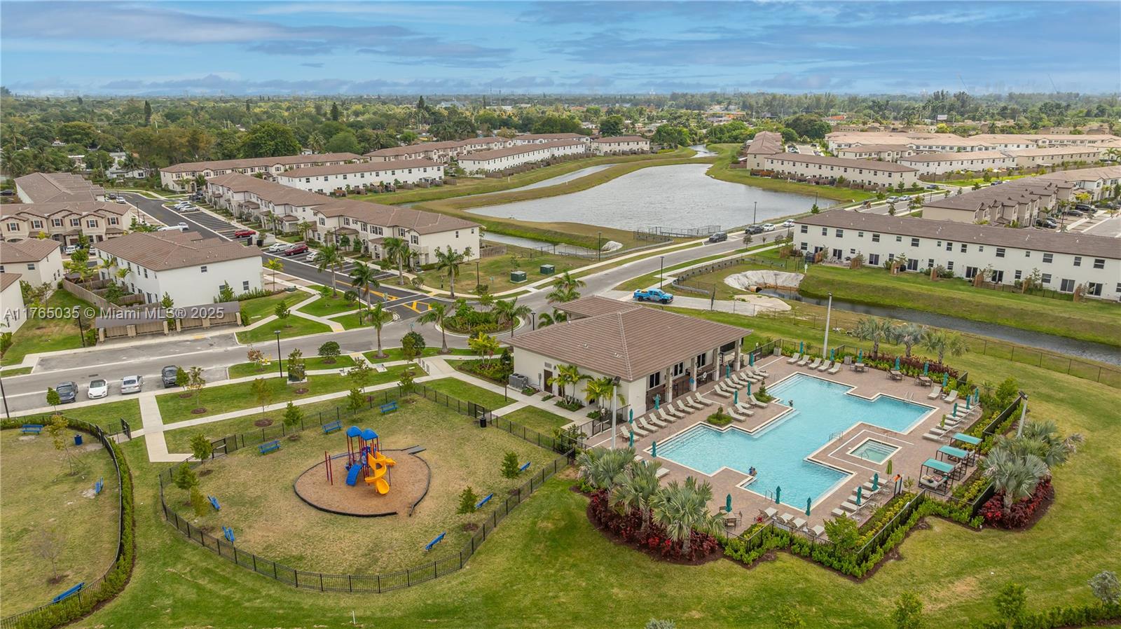 GOLF PARK SEC 1 - Residential
