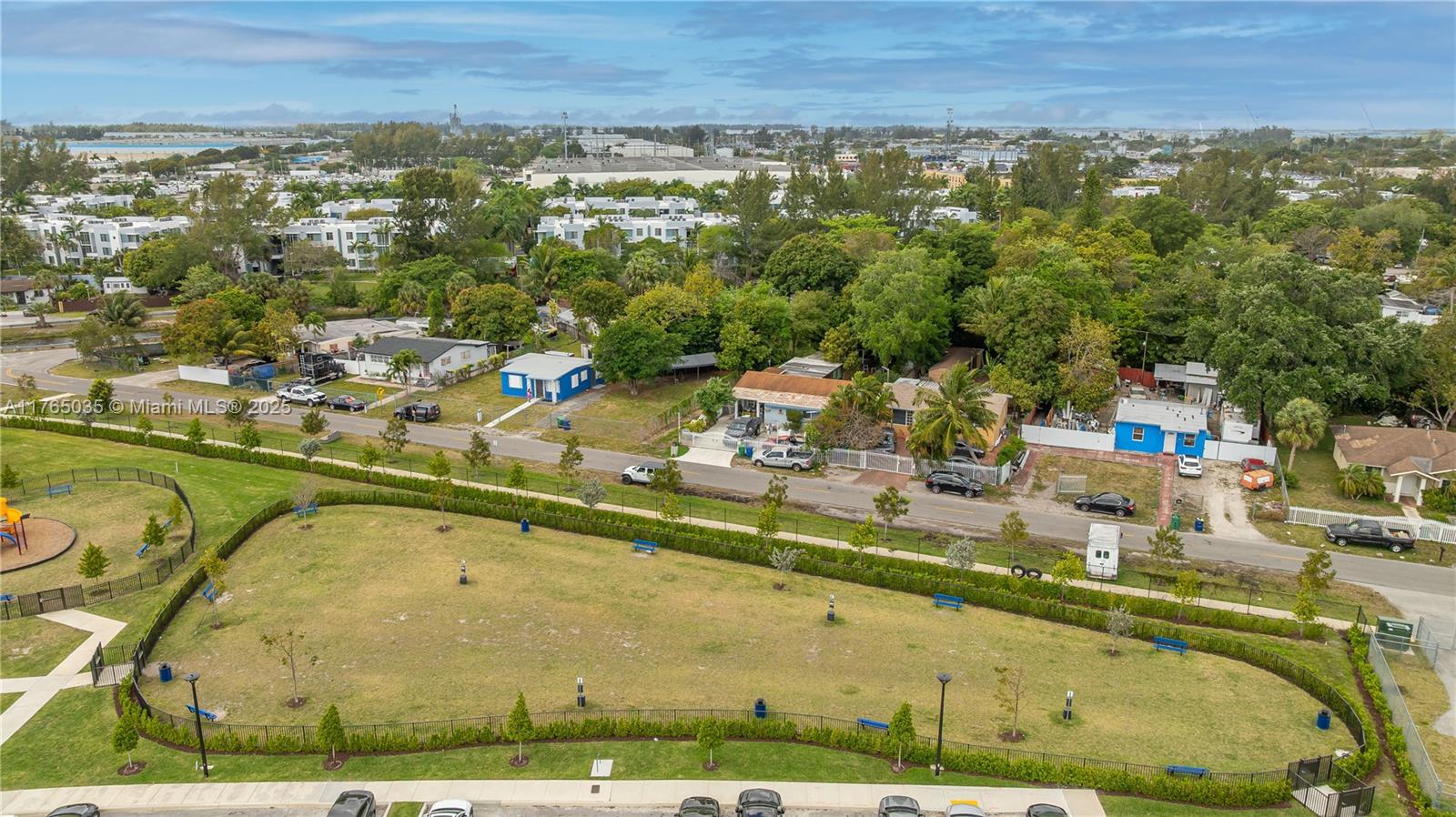 GOLF PARK SEC 1 - Residential