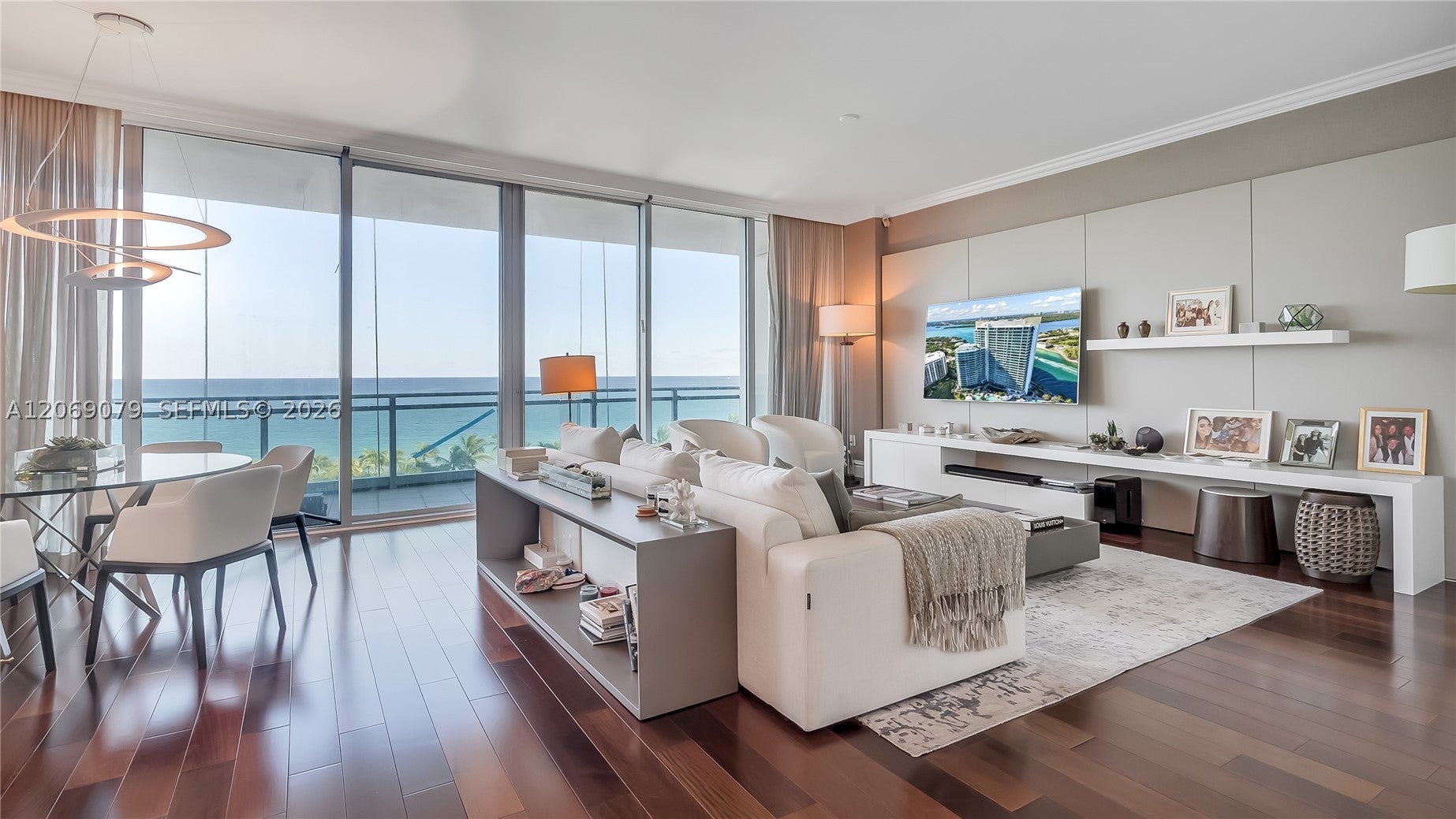 10295 Collins Ave 402