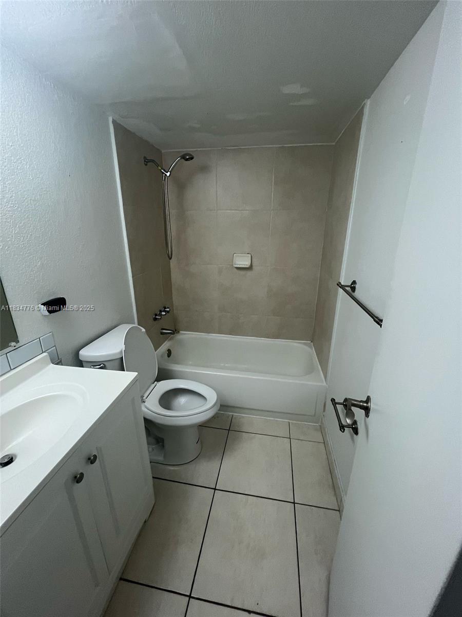 1805 Sans Souci Blvd 215
