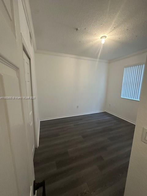 THE COURTS AT DORAL ISLES - Residential Lease