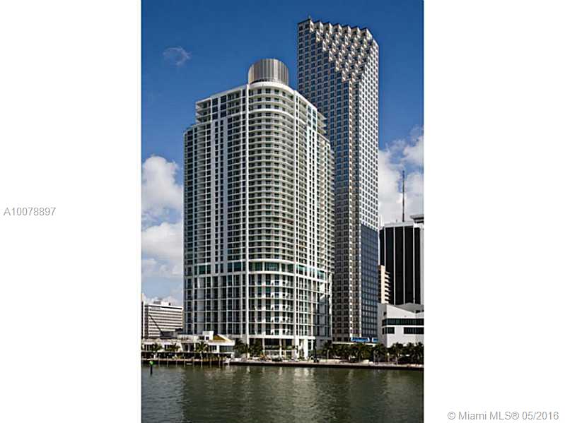 Fabulous bay views from this 2/2 split bedroom plan, Northeast exposure. Largest 2 bedroom line, large balcony. Italian cabinetry, granite countertops, stainless steel appliances, cable and Internet included. One assigned parking space. Walk to Whole Foods, Bayfront Park, Metro mover, restaurants and shops. Chic downtown living at its best!