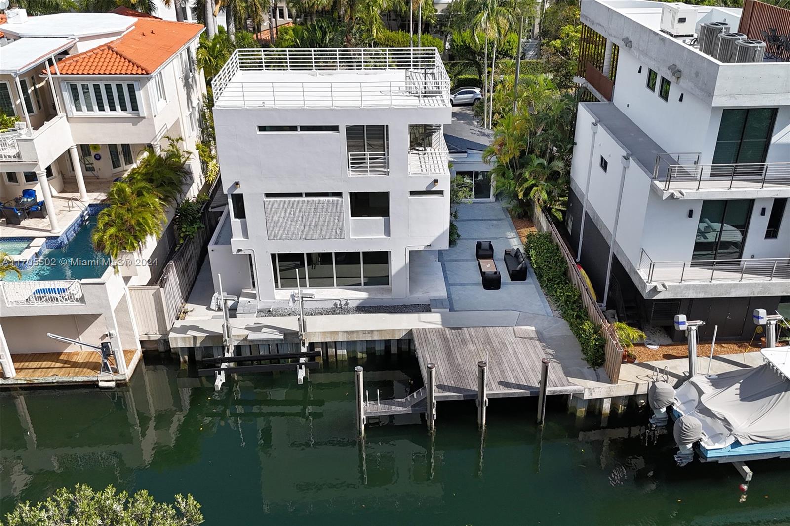 ROCKERMAN HEIGHTS - Residential