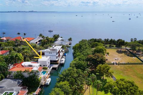 3566 Rockerman Rd Miami FL 33133