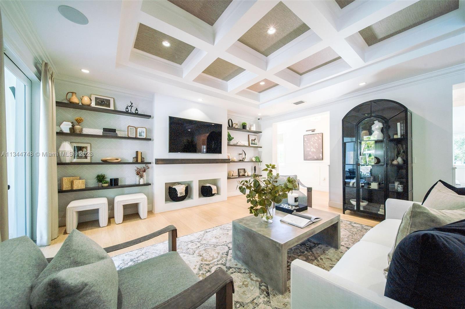 KILLIAN ACRES - Residential