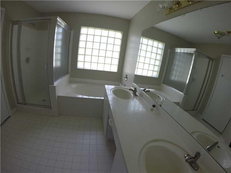 SILVER LAKES AT PEMBROKE - Residential Lease