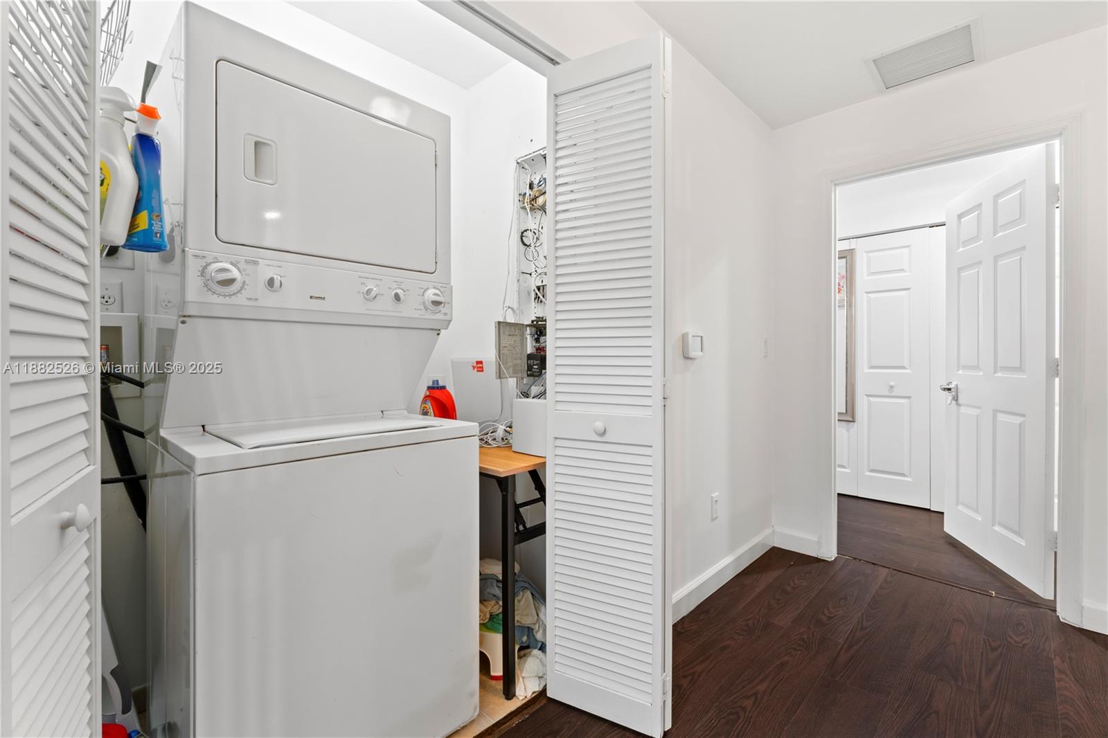 COLONNADE AT DADELAND SW - Residential