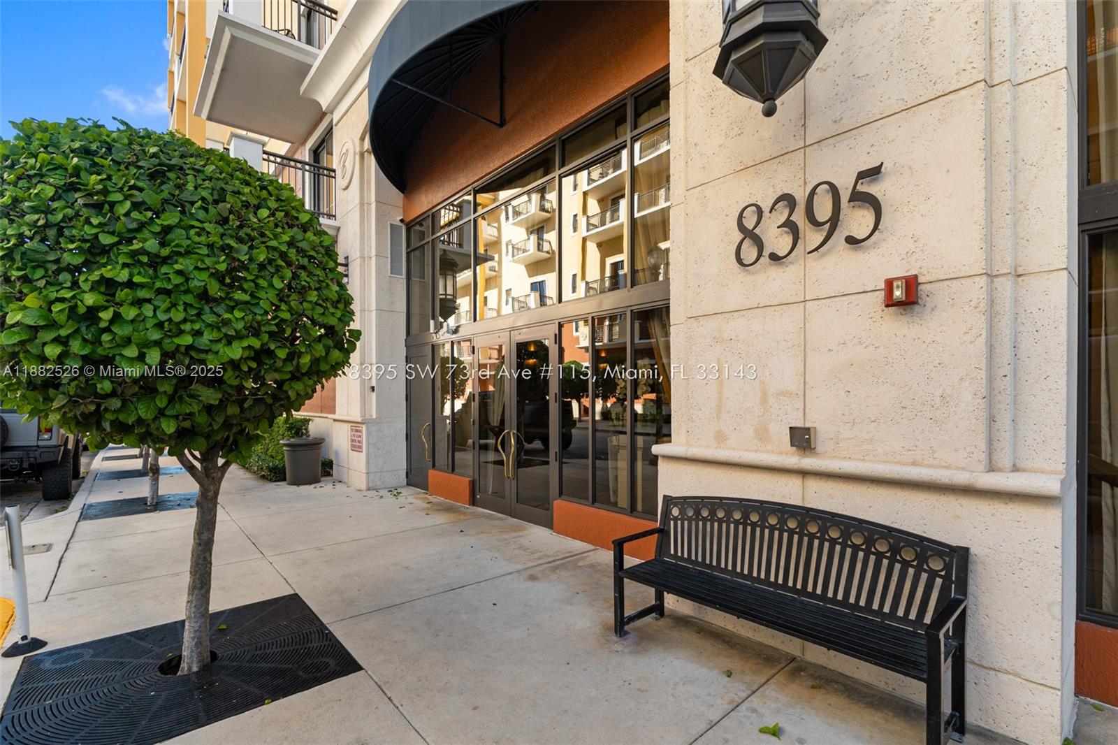 COLONNADE AT DADELAND SW - Residential