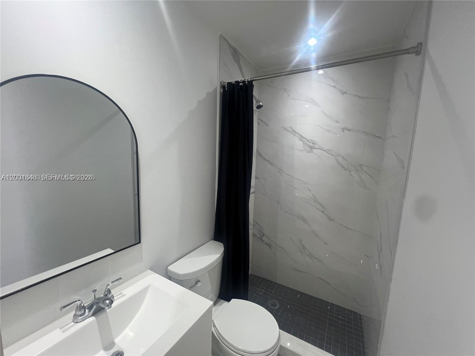 PINE LAKE SEC TWO - Residential Lease