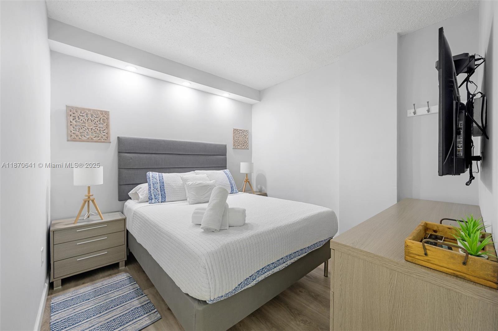 OCEAN RESERVE CONDO - Residential Lease