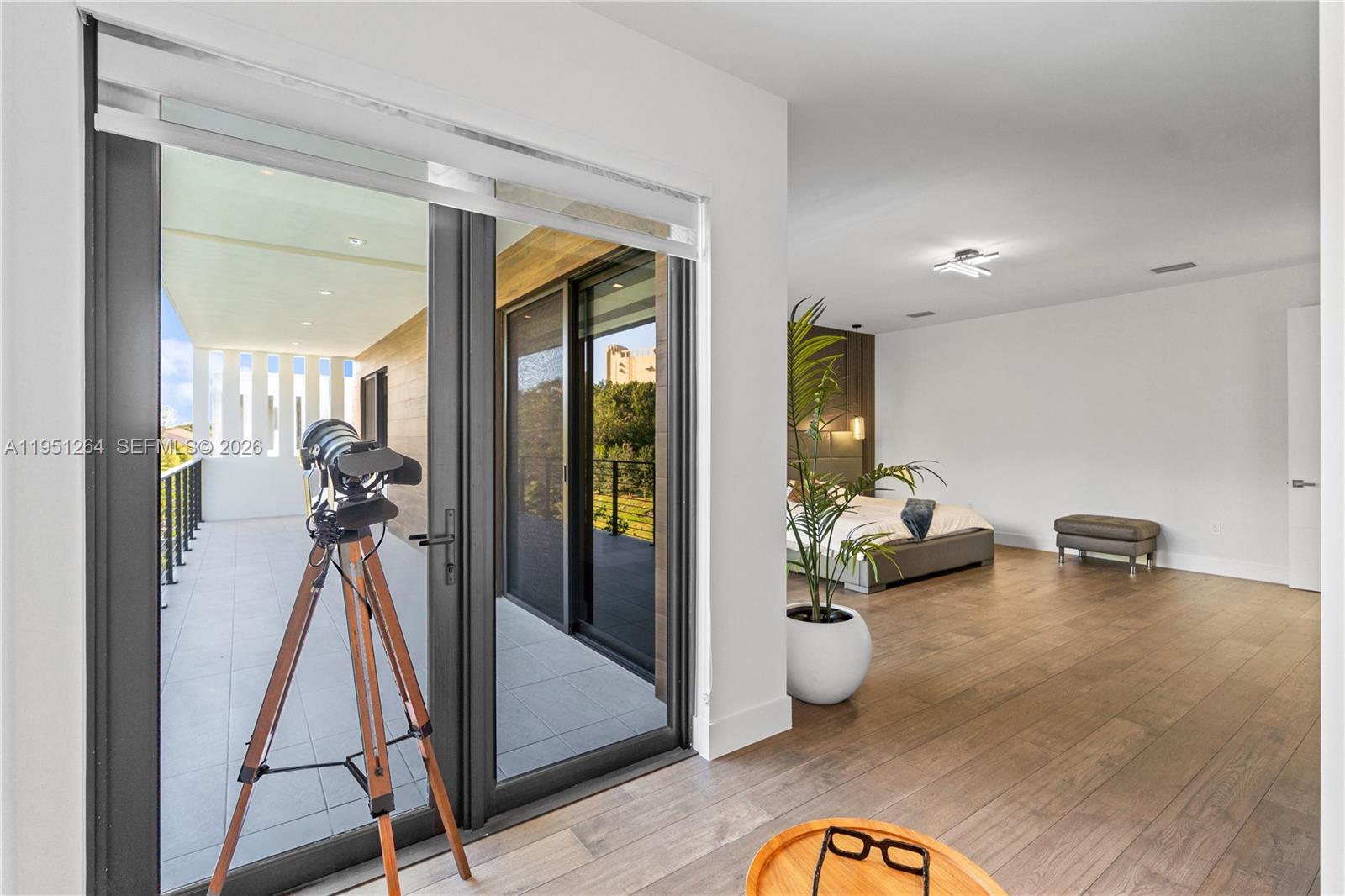 WESTON ESTATES - Residential