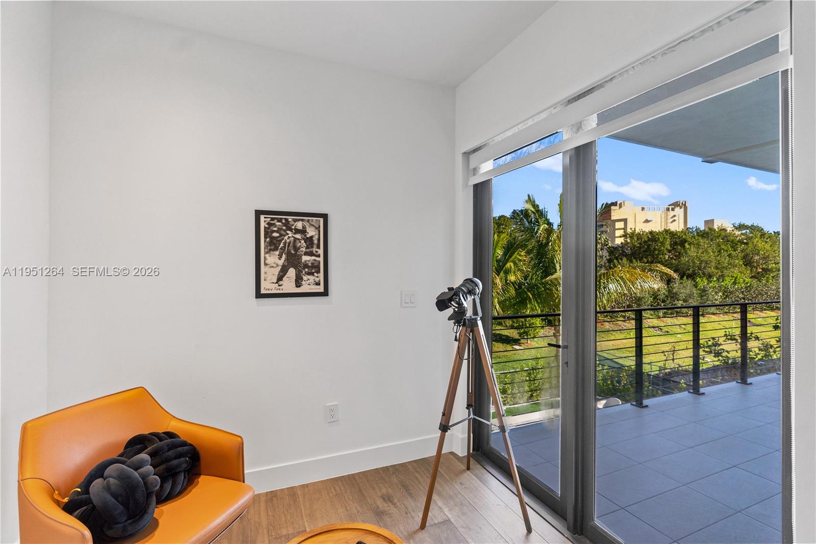 WESTON ESTATES - Residential