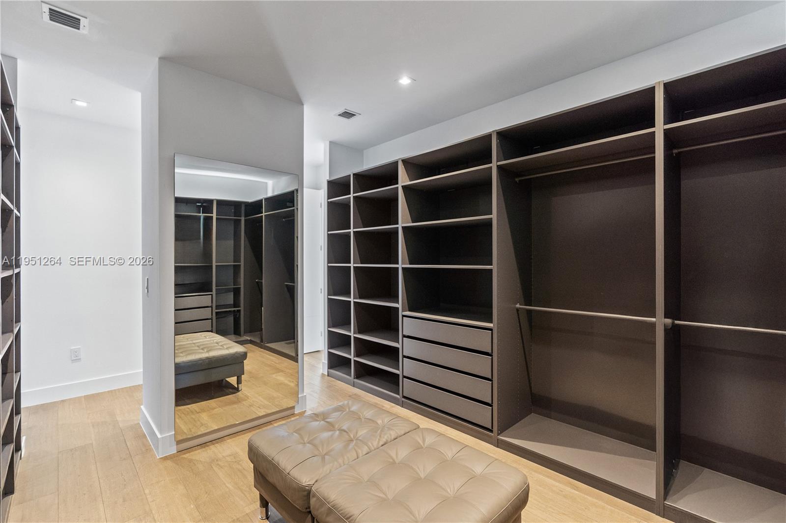 WESTON ESTATES - Residential