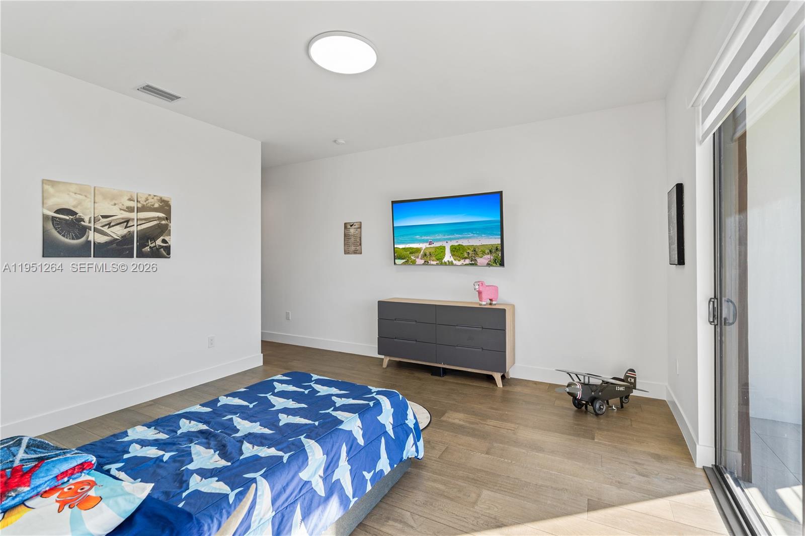 WESTON ESTATES - Residential