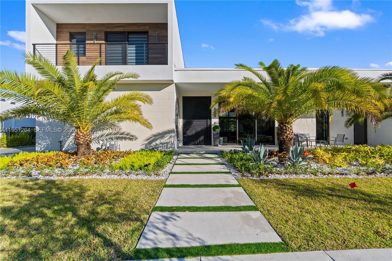 WESTON ESTATES - Residential